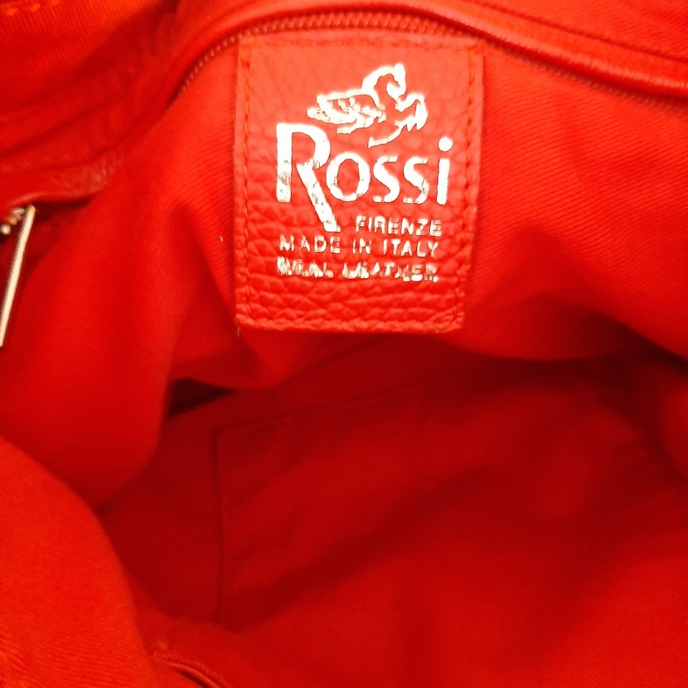 ROSSI PIPENZE LADIES 100 %RED LEATHER BAG .SZ::M. PERFECT USED CONDITION...